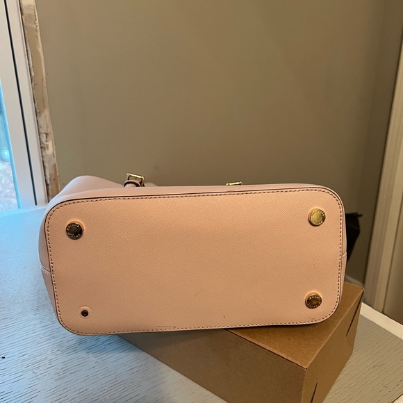 Michael Kors purse in Pink - Picture 5 of 14